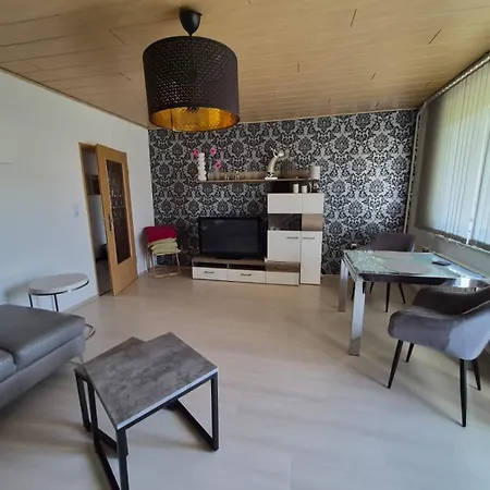 Wolfs Burg 70qm - 3zimmer- Duschbad - Küche&zentrumsnah Apartamento Wolfsburgo